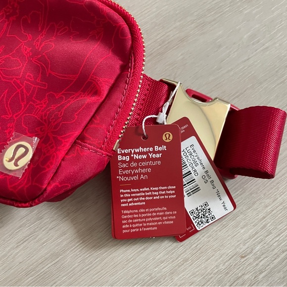 NWT Lululemon Lunar New Year Everywhere Belt Bag 1L, Year of the Snake Red - Picture 9 of 11